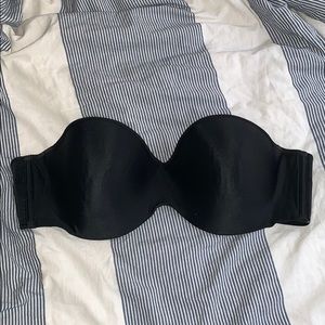 Strapless bra